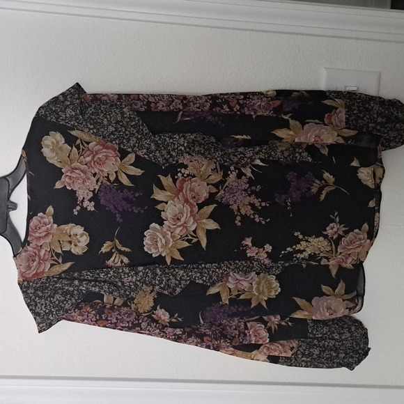 Lauren Ralph Lauren Floral Ruffle-Trim Georgette Blouse - Picture 5 of 7